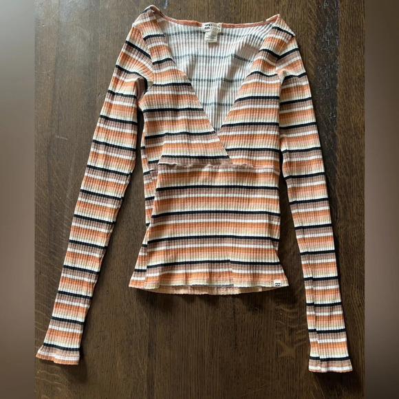 Billabong Long Sleeve Ribbed Cropped Top Deep V-neck Striped Size XS - Picture 1 of 4